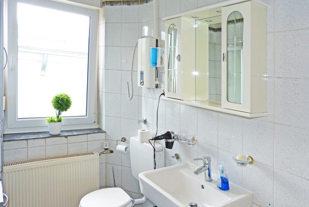 Messe-zimmer Tus-treff * Dusseldorf