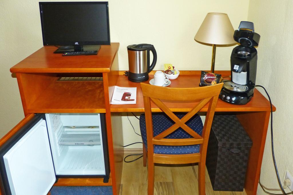 Messe-zimmer Tus-treff Dusseldorf