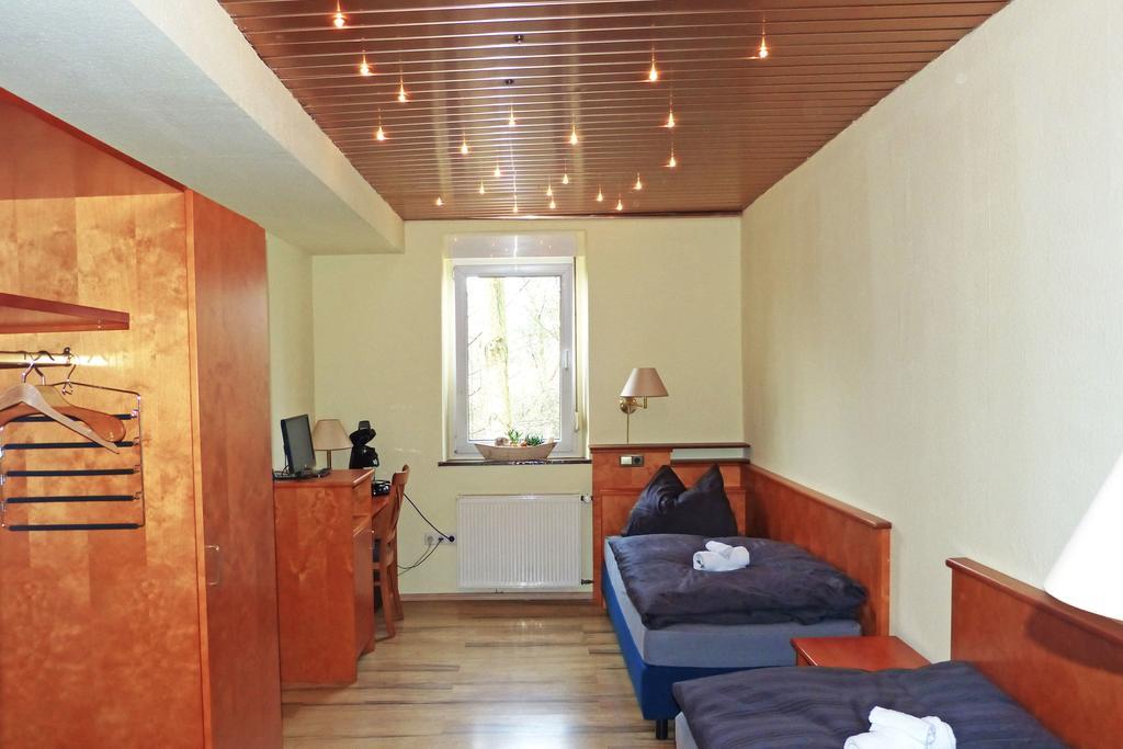 Messe-zimmer Tus-treff Dusseldorf